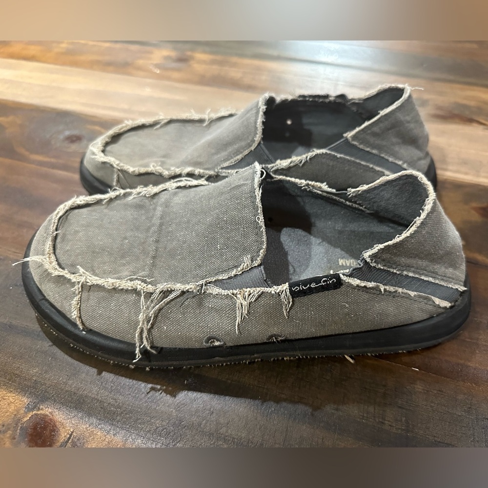 Blue Fin-Loafers with memory foam men’s size 8